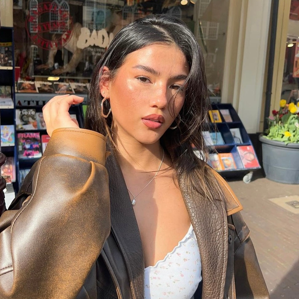 Nela Hoops