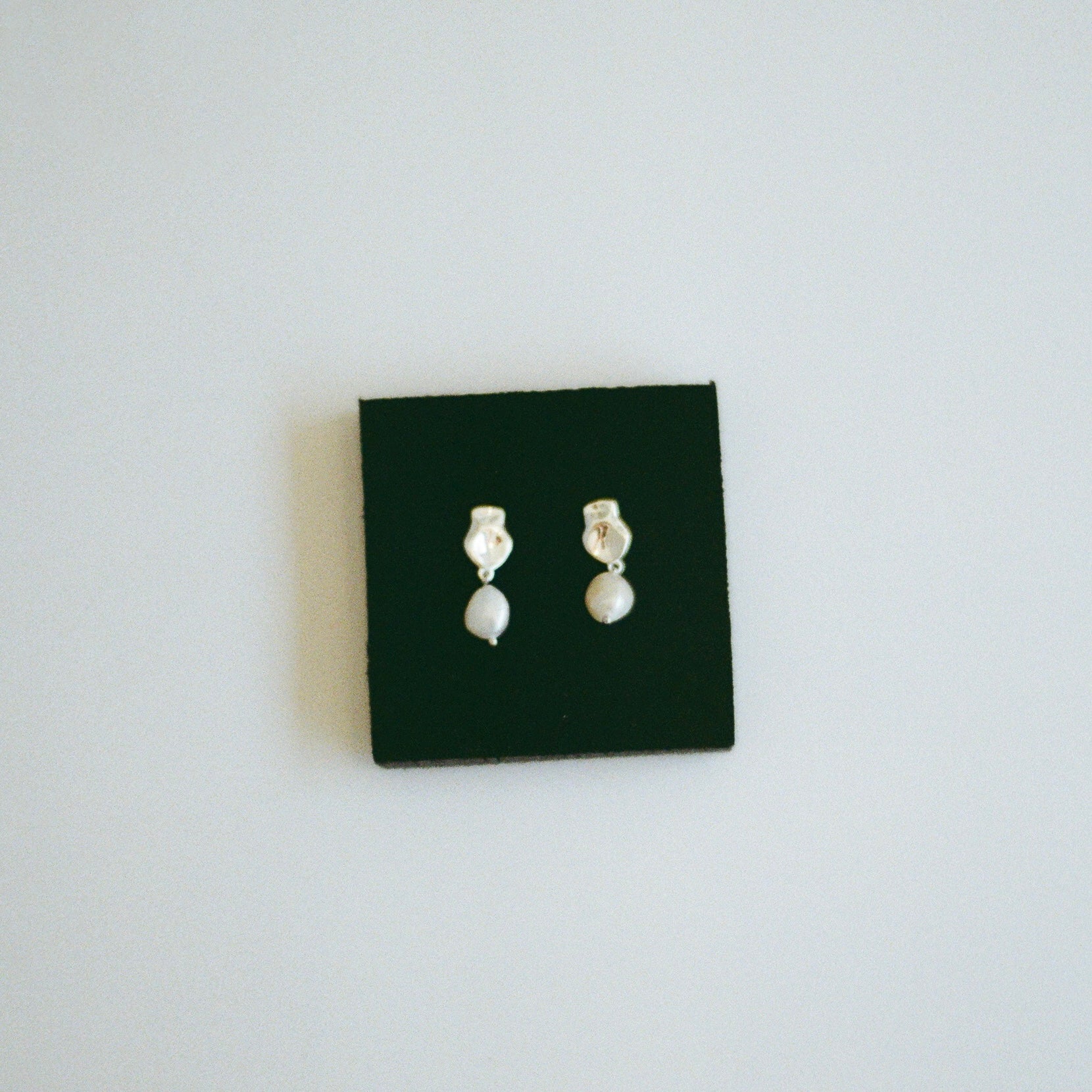 Alba Pearl Earrings