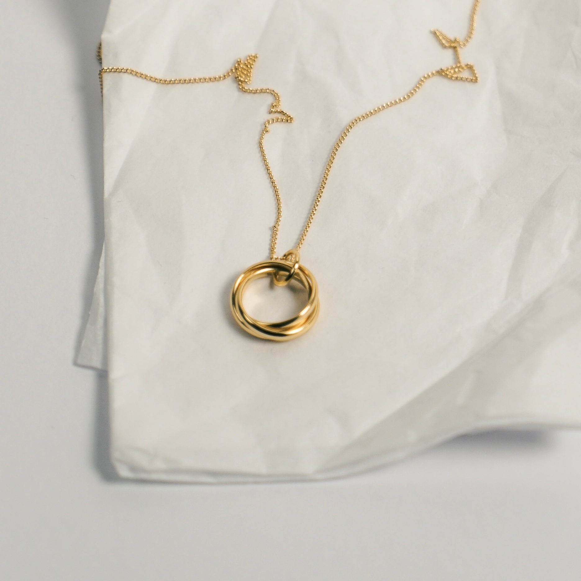 Trinity necklace gold